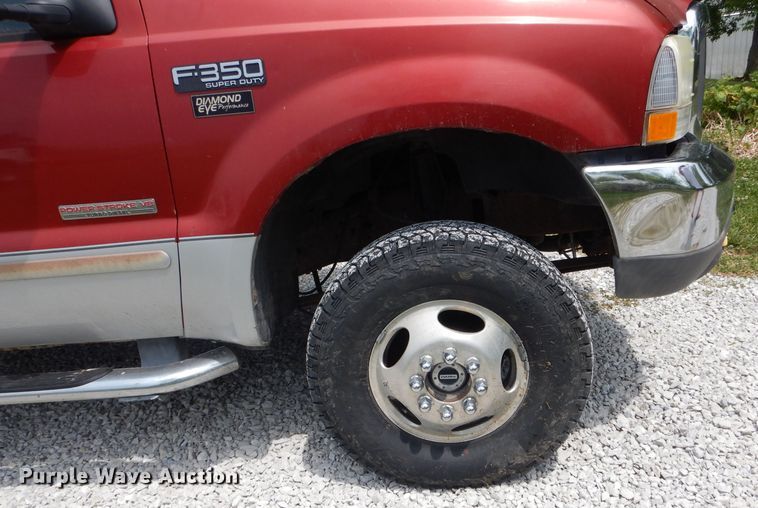 image for item HM9600 2003 Ford F350 Super Duty XLT  SuperCab pickup truck