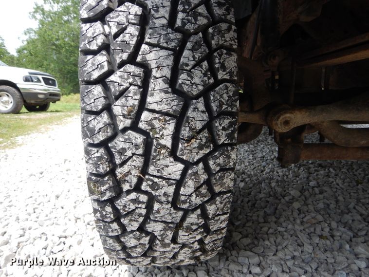 image for item HM9600 2003 Ford F350 Super Duty XLT  SuperCab pickup truck