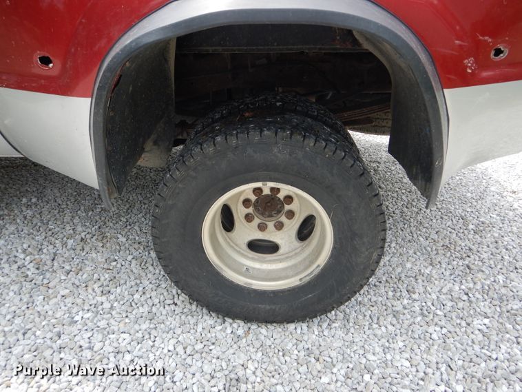 image for item HM9600 2003 Ford F350 Super Duty XLT  SuperCab pickup truck