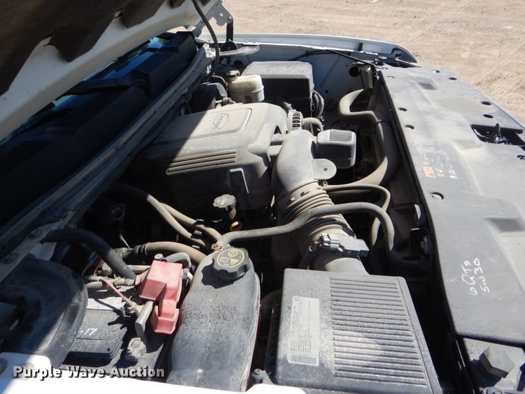 image for item HM9617 2013 Chevrolet Silverado 1500LT  Ext. Cab pickup truck