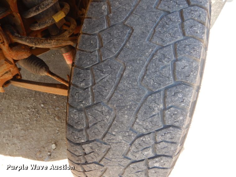 image for item HM9617 2013 Chevrolet Silverado 1500LT  Ext. Cab pickup truck