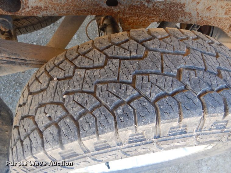 image for item HM9617 2013 Chevrolet Silverado 1500LT  Ext. Cab pickup truck