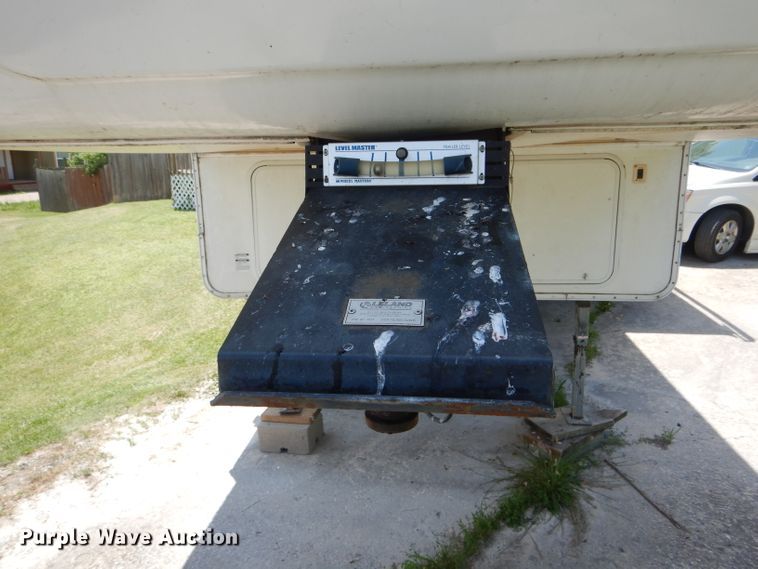 image for item HM9631 2003 Skyline Century  camper