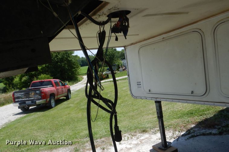 image for item HM9631 2003 Skyline Century  camper