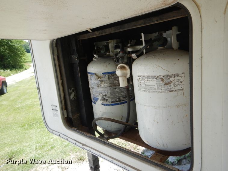 image for item HM9631 2003 Skyline Century  camper