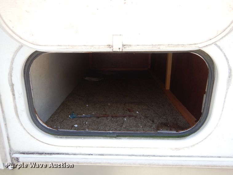 image for item HM9631 2003 Skyline Century  camper