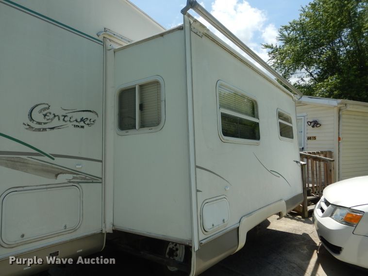 image for item HM9631 2003 Skyline Century  camper