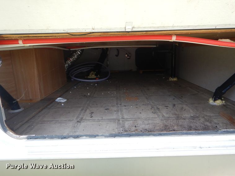 image for item HM9631 2003 Skyline Century  camper