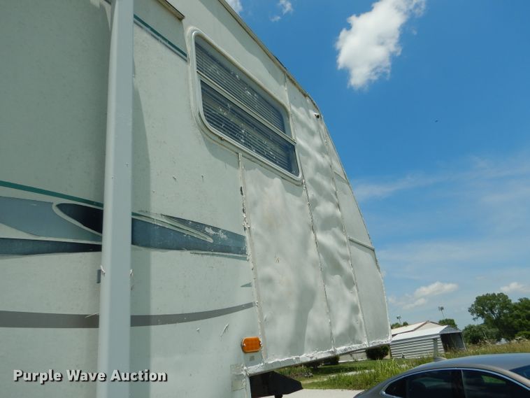 image for item HM9631 2003 Skyline Century  camper