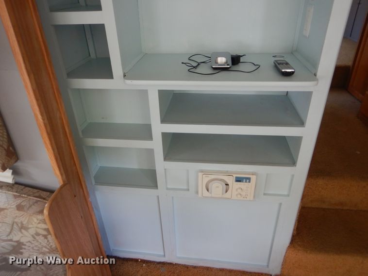 image for item HM9631 2003 Skyline Century  camper