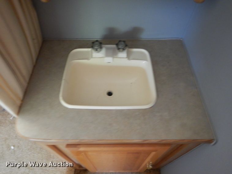 image for item HM9631 2003 Skyline Century  camper