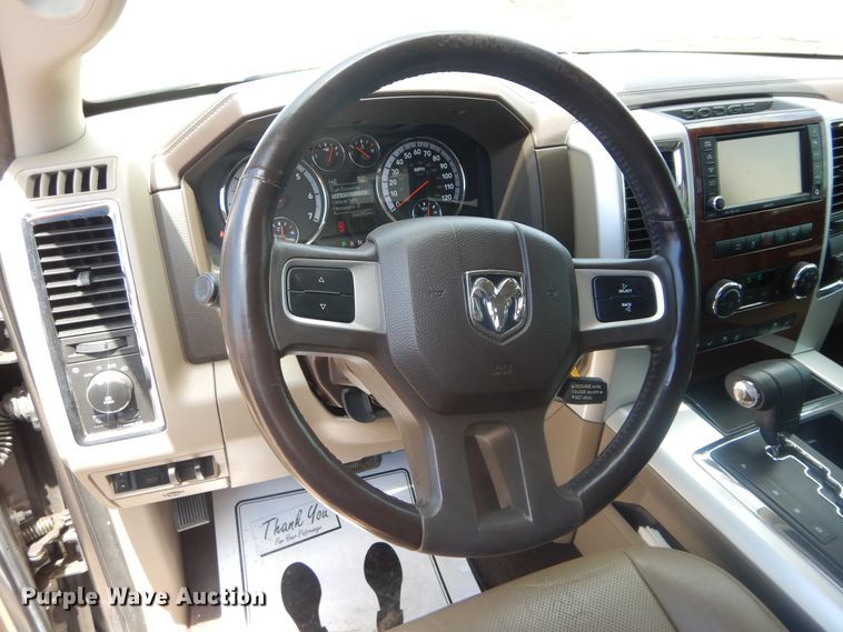 image for item HS9564 2011 Dodge Ram 1500  Crew Cab pickup truck