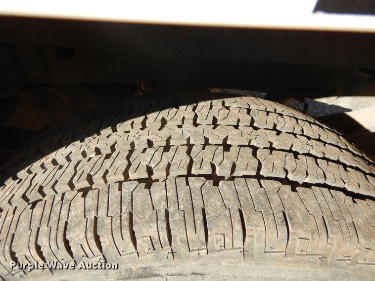 image for item HS9645 2012 Chevrolet Silverado 3500HD  utility bed pickup truck