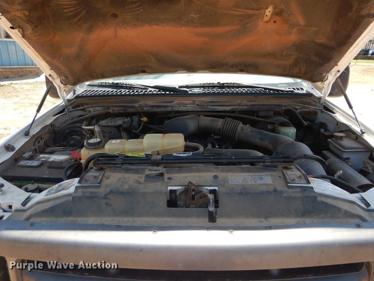 image for item HS9694 2003 Ford F250 Super Duty  flatbed pickup truck