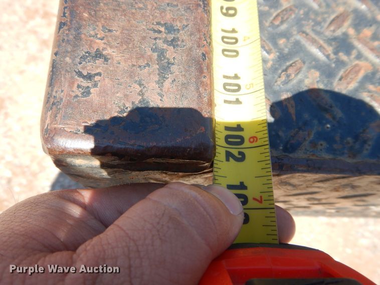 image for item HS9694 2003 Ford F250 Super Duty  flatbed pickup truck