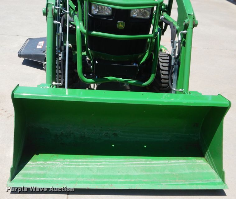 image for item HS9696 John Deere 1025R  tractor