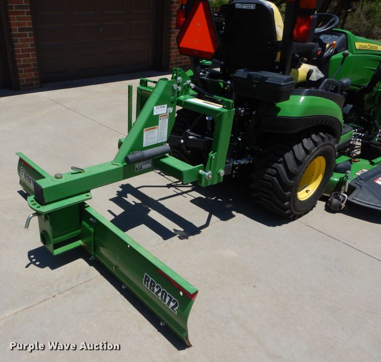 image for item HS9696 John Deere 1025R  tractor