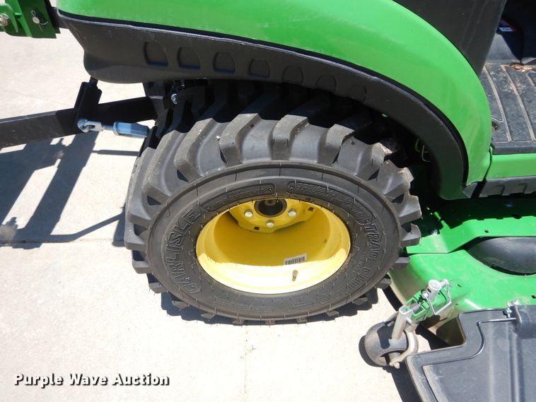 image for item HS9696 John Deere 1025R  tractor