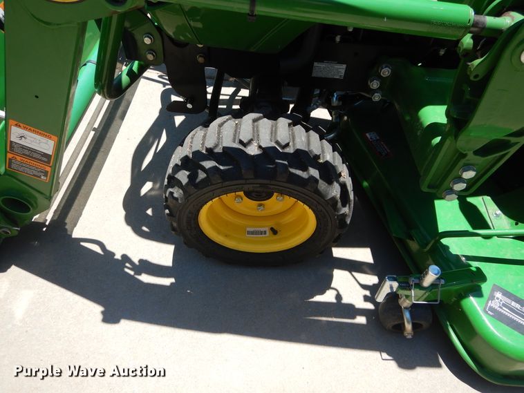 image for item HS9696 John Deere 1025R  tractor