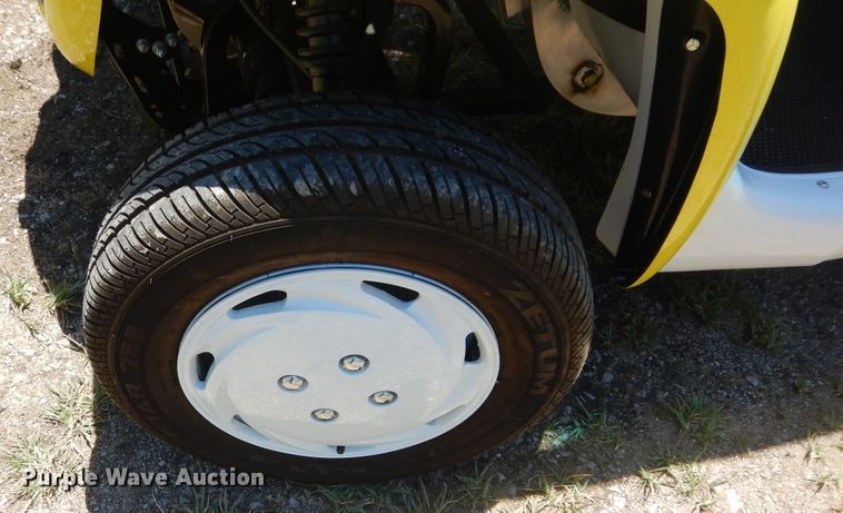 image for item HS9697 2009 Chrysler GEM  utility vehicle