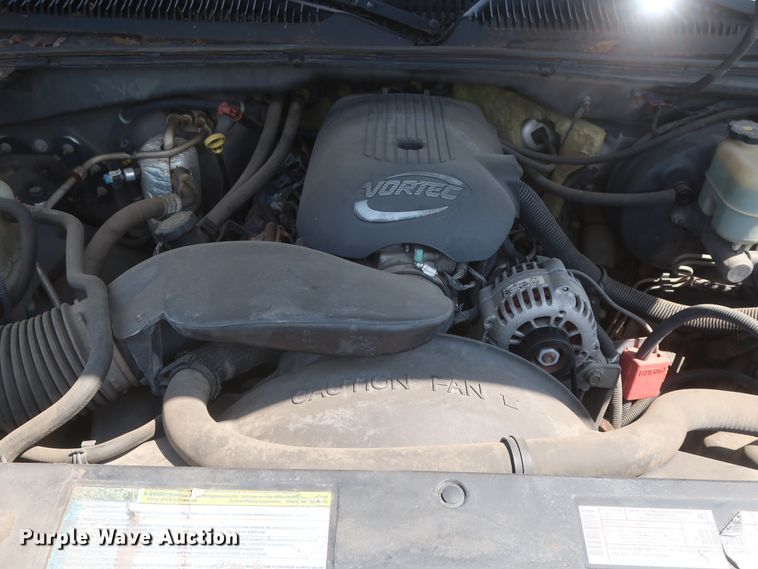 image for item HT9519 2001 Chevrolet Silverado 1500 LT  Ext. Cab pickup truck