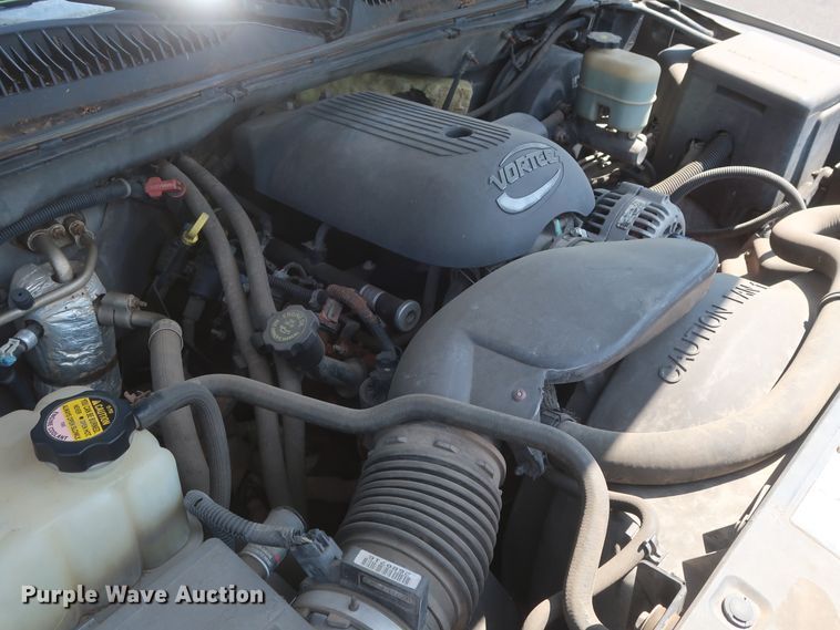 image for item HT9519 2001 Chevrolet Silverado 1500 LT  Ext. Cab pickup truck