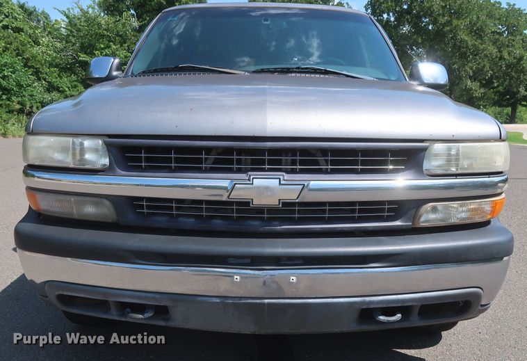 image for item HT9519 2001 Chevrolet Silverado 1500 LT  Ext. Cab pickup truck