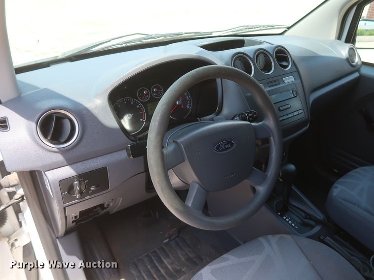 image for item HT9542 2013 Ford Transit Connect  van