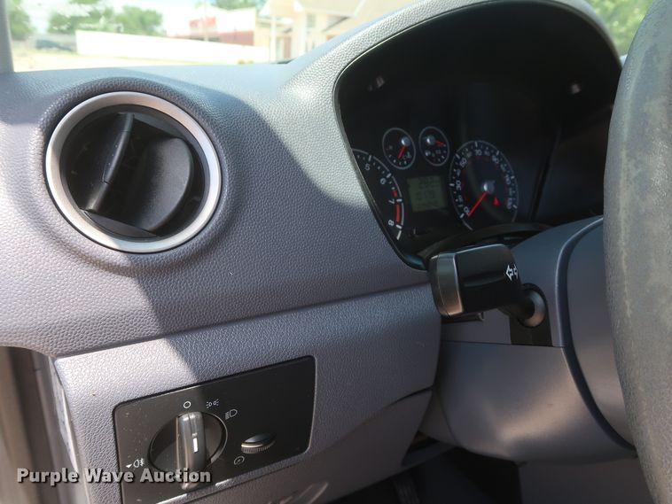 image for item HT9542 2013 Ford Transit Connect  van