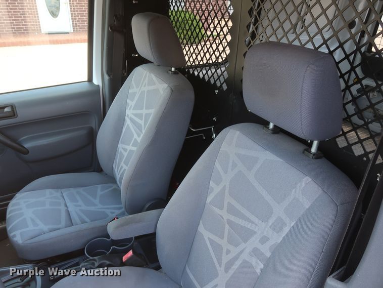 image for item HT9542 2013 Ford Transit Connect  van