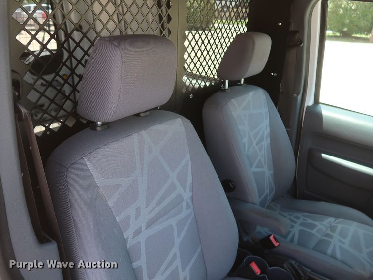 image for item HT9542 2013 Ford Transit Connect  van