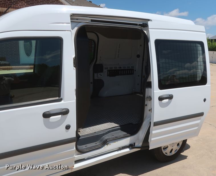 image for item HT9542 2013 Ford Transit Connect  van