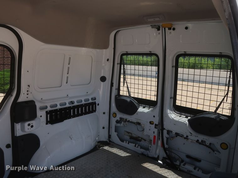 image for item HT9542 2013 Ford Transit Connect  van