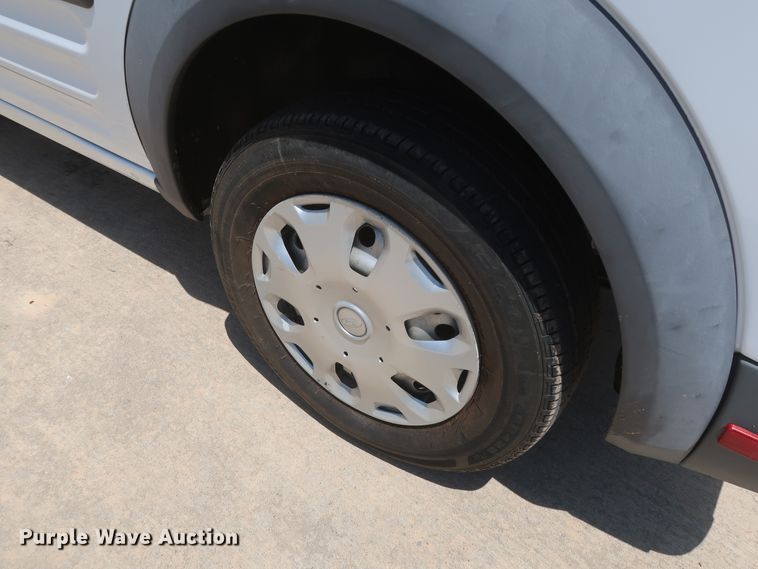 image for item HT9542 2013 Ford Transit Connect  van