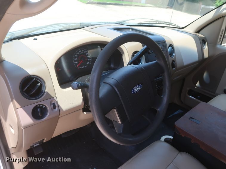 image for item HT9545 2008 Ford F150 XL  pickup truck