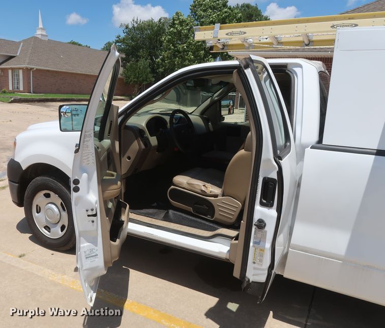 image for item HT9545 2008 Ford F150 XL  pickup truck