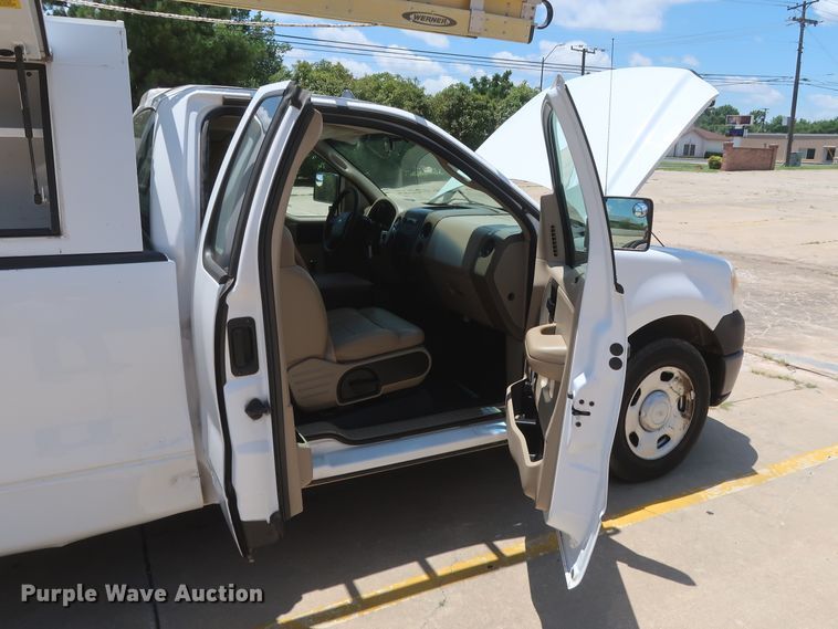 image for item HT9545 2008 Ford F150 XL  pickup truck