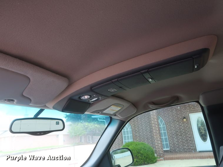 image for item HT9546 2001 GMC Sierra 1500  Ext. Cab pickup truck