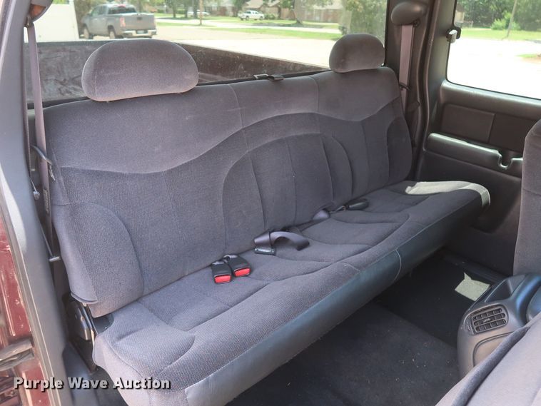 image for item HT9546 2001 GMC Sierra 1500  Ext. Cab pickup truck