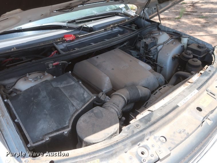 image for item HT9549 2004 Land Rover Range Rover  SUV