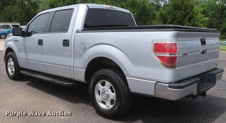 image for item HT9554 2010 Ford F150 XLT  SuperCrew pickup truck