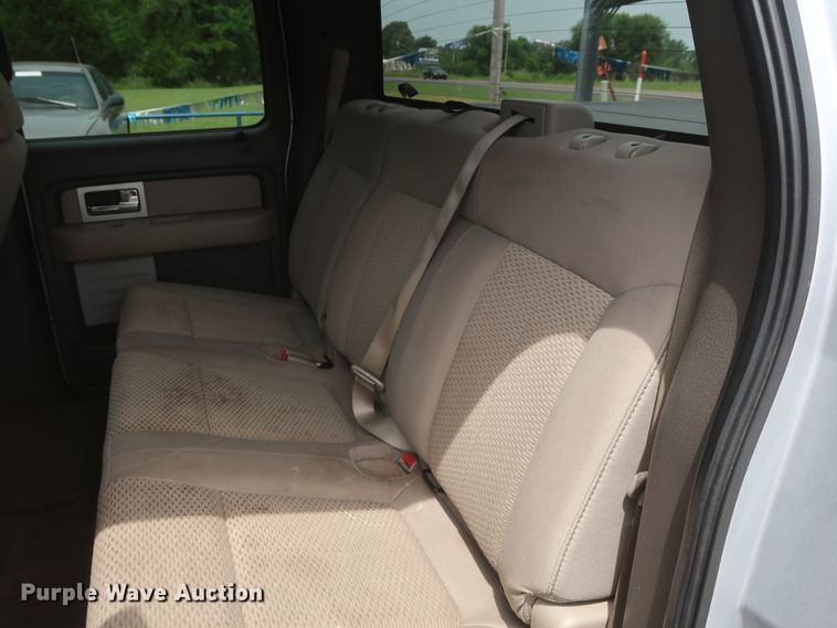 image for item HT9554 2010 Ford F150 XLT  SuperCrew pickup truck