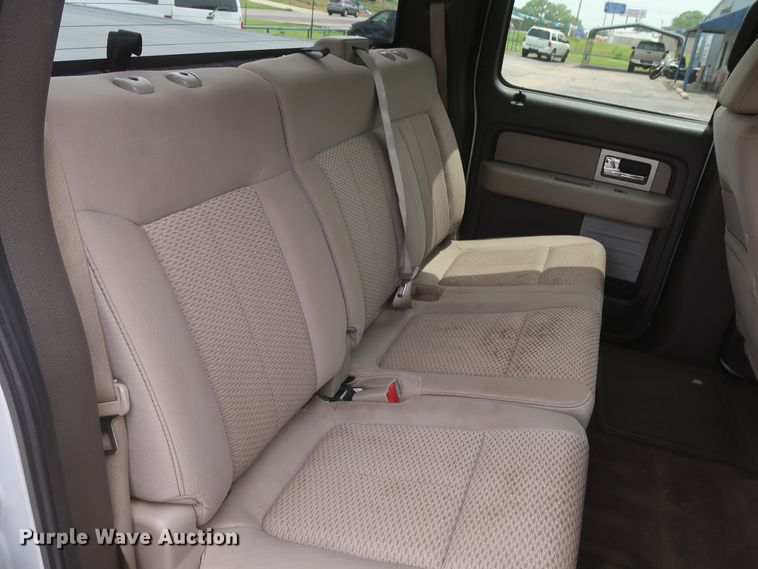 image for item HT9554 2010 Ford F150 XLT  SuperCrew pickup truck