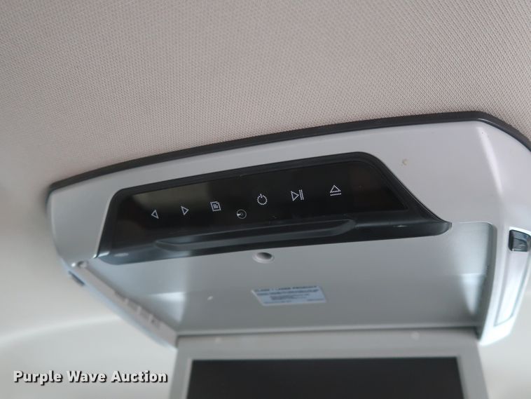 image for item HT9554 2010 Ford F150 XLT  SuperCrew pickup truck