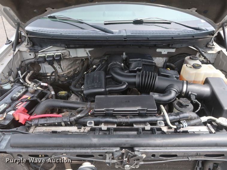 image for item HT9554 2010 Ford F150 XLT  SuperCrew pickup truck