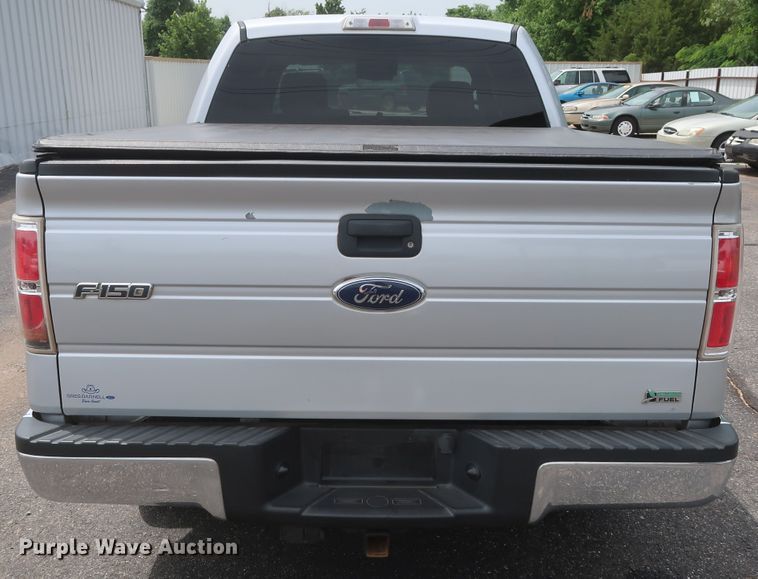 image for item HT9554 2010 Ford F150 XLT  SuperCrew pickup truck