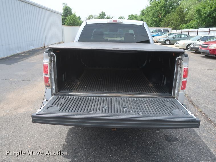 image for item HT9554 2010 Ford F150 XLT  SuperCrew pickup truck