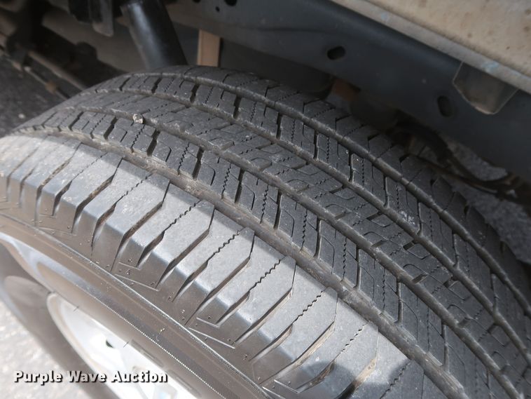 image for item HT9554 2010 Ford F150 XLT  SuperCrew pickup truck