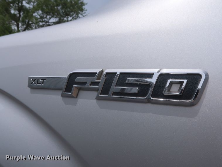 image for item HT9554 2010 Ford F150 XLT  SuperCrew pickup truck