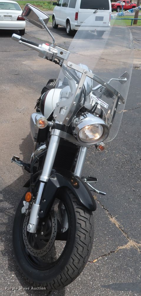 image for item HT9555 2009 Suzuki VZ800Z Boulevard M50 motorcycle